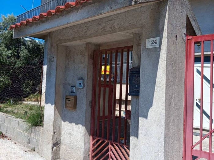 Appartamento con 5 locali in vendita in Via Don Vittorio, Locri