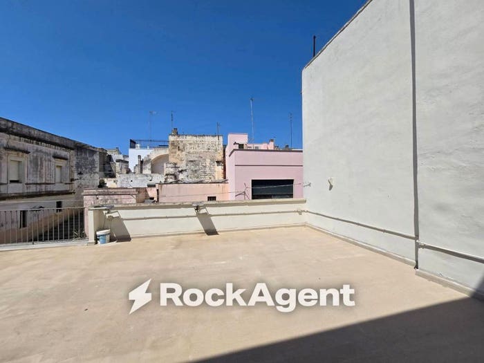 Appartamento trilocale in vendita in Via Roma, Casarano