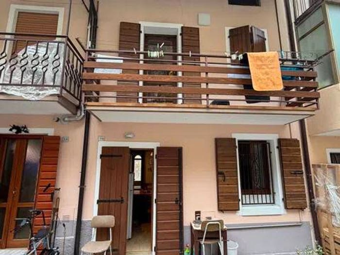 Casa con 5 locali in vendita in Via Iv Novembre No Number, Cismon Del Grappa, Valbrenta