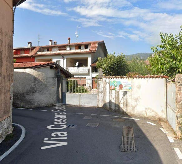 Casa con 6 locali in vendita in Via Cesare Battisti, Centro, Prevalle