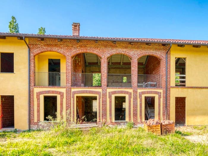 Casa con 6 locali in vendita in Strada Tetti Rocco, Zona Periferica, Chieri