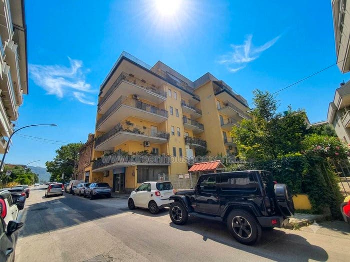 Appartamento quadrilocale in vendita in Via Amalfi Repubblica Marinara, Ospedale, Caserta