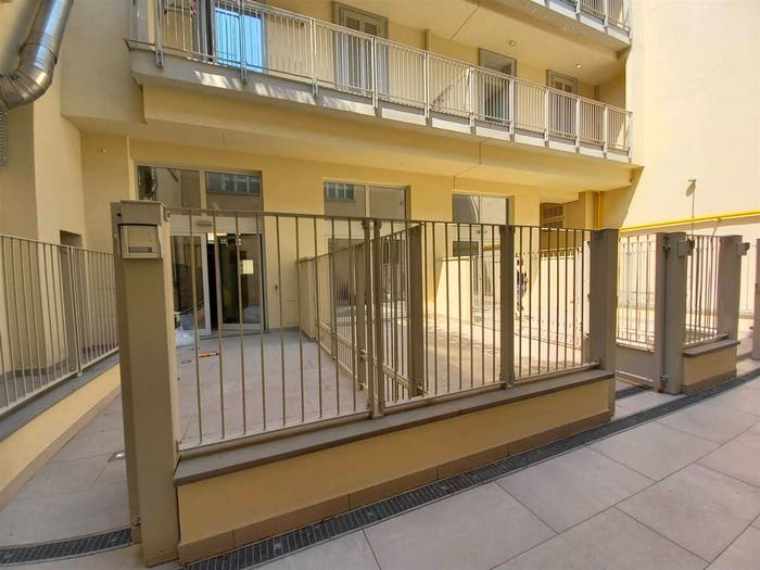 Appartamento bilocale in affitto in Via Solari, Solari, Milano