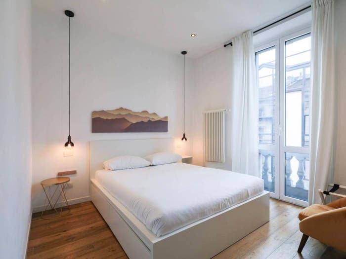 Appartamento trilocale in vendita in Via Lazzaro Palazzi, Porta Venezia, Milano