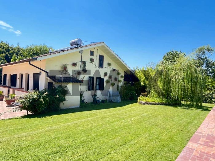 Casa con 6 locali in vendita in strada migliara, Pontinia