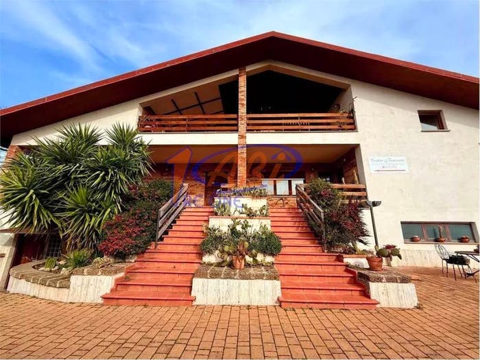 Casa con 6 locali in vendita in Lanciano
