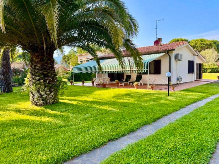Casa con 5 locali in vendita in Lacona, Capoliveri