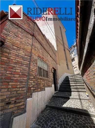 Casa trilocale in vendita in Via Pietà, Centro, Osimo
