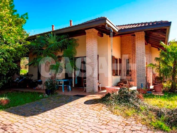 Casa con 6 locali in vendita in Via Caronno Varesino, Morazzone