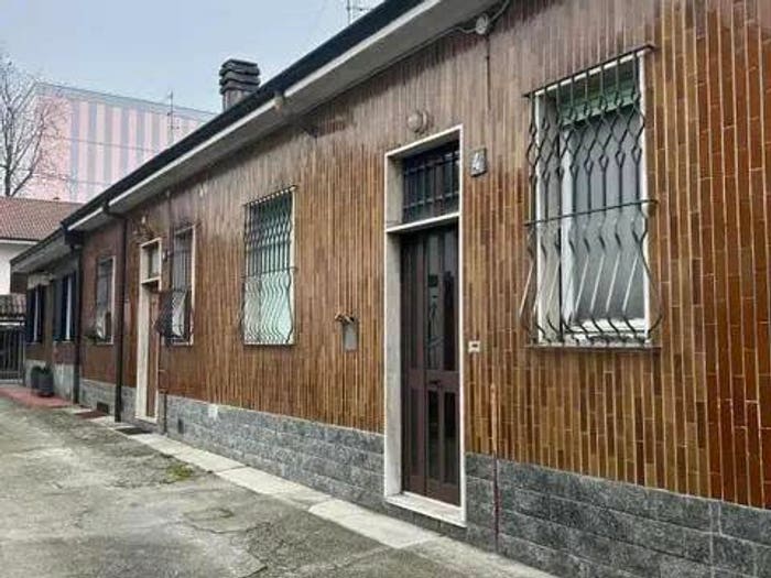 Casa bilocale in vendita in Via Pollaiolo, Centro, Pioltello