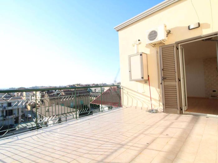 Casa trilocale in vendita in Via Domenico Cimarosa, Centro, Acerra
