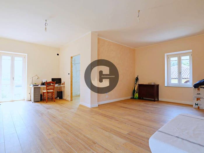 Appartamento trilocale in vendita in Strada Trinità, Gassino Torinese
