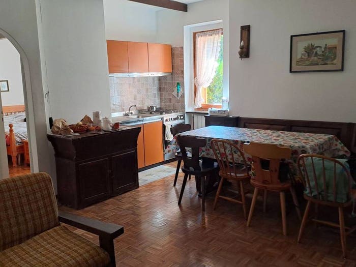 Appartamento trilocale in vendita in Via Roma, Pieve, Ussita