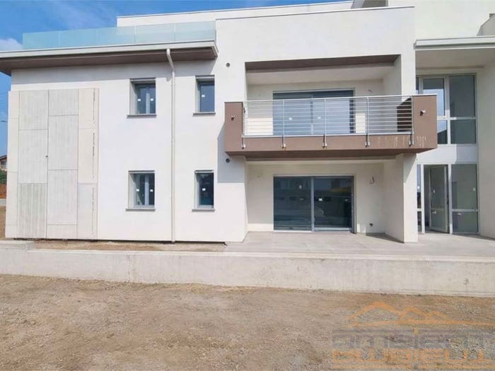 Appartamento trilocale in vendita in VIA ROMA, Centro, Bernareggio