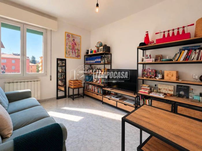 Appartamento trilocale in vendita in Via SPADA LIONELLO, Bolognina, Bologna