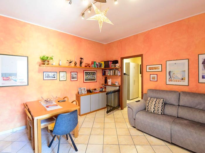 Appartamento trilocale in vendita in Via Pellegrino Tibaldi, Tavernola, Como