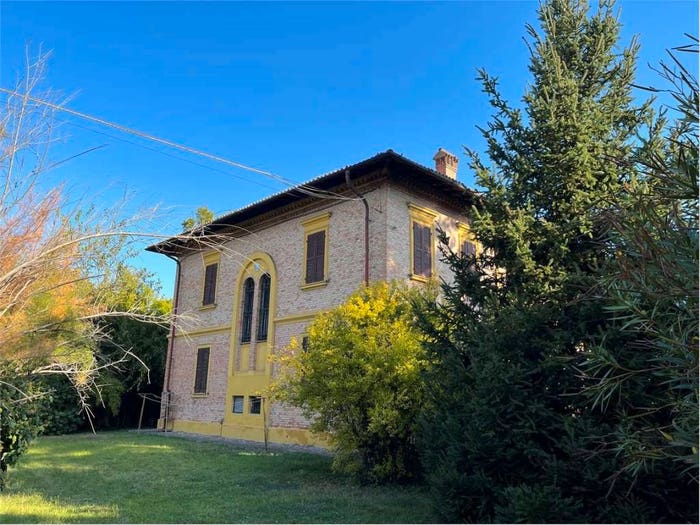 Casa con 6 locali in vendita in Centro, Bomporto