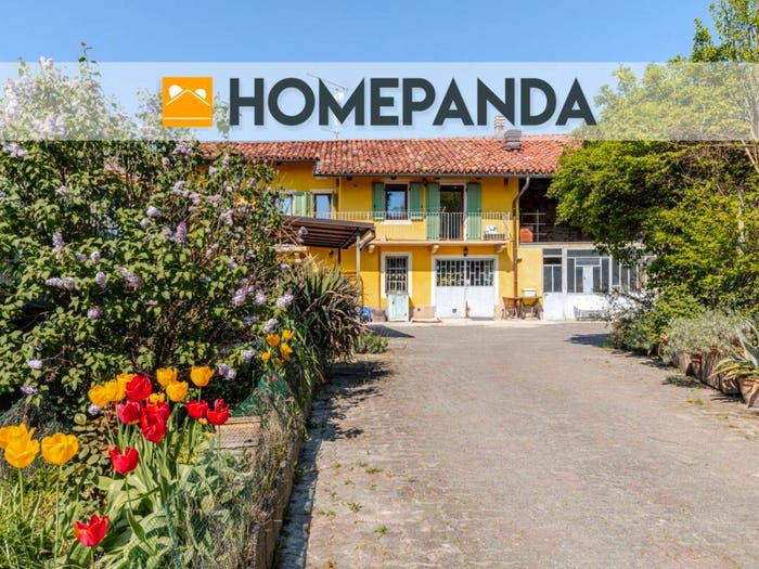Casa con 6 locali in vendita in Via Roma, Cinzano