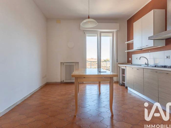 Appartamento con 5 locali in vendita in Piazza KENNEDY, Centro, Loreto
