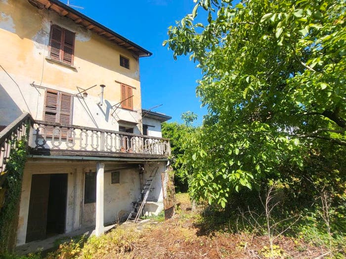 Casa trilocale in vendita in Viale Novembre, Centro, Castano Primo