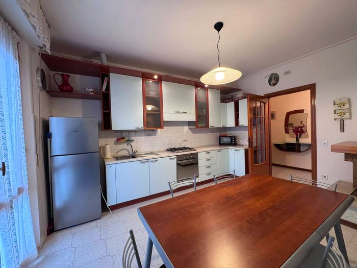 Appartamento quadrilocale in vendita in Via Maria F Fattorini, Centro, Ostra Vetere