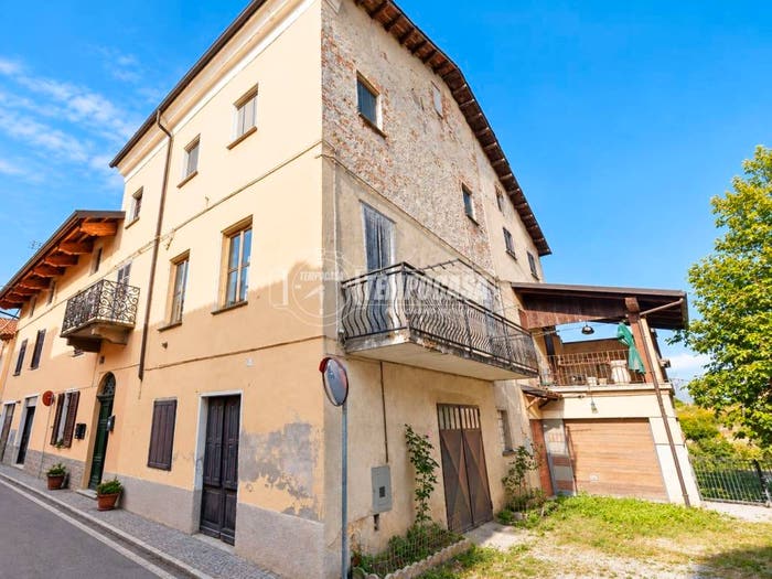 Casa con 5 locali in vendita in Via Roma, Centro, Trinità