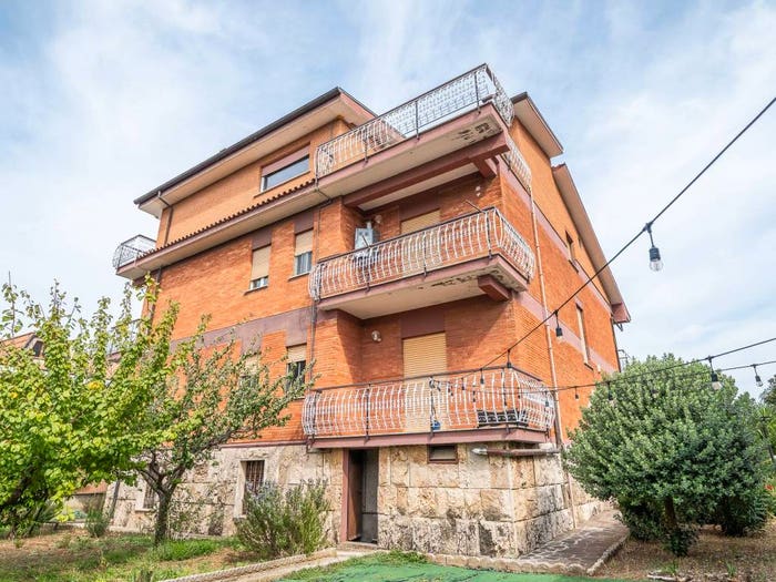 Appartamento con 6 locali in vendita in Via Marmorelle, Laghetto, Monte Compatri