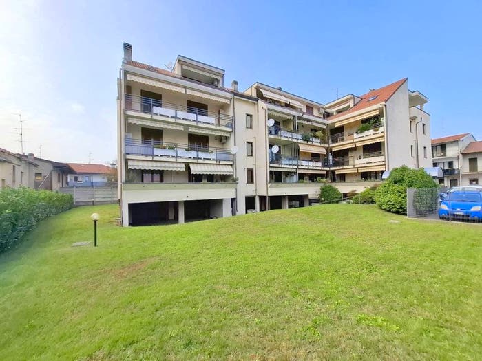 Appartamento bilocale in vendita in Via Giuseppe Garibaldi, Cardano al Campo