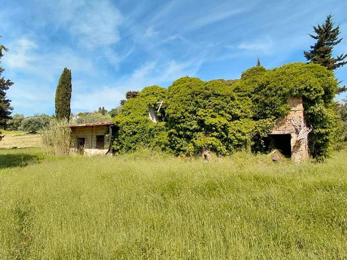 Casa con 6 locali in vendita in Via Santo Stefano, Osimo
