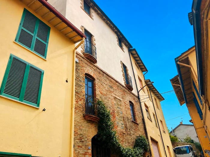 Casa quadrilocale in vendita in Via Francesco Maturanzio, Centro, Deruta
