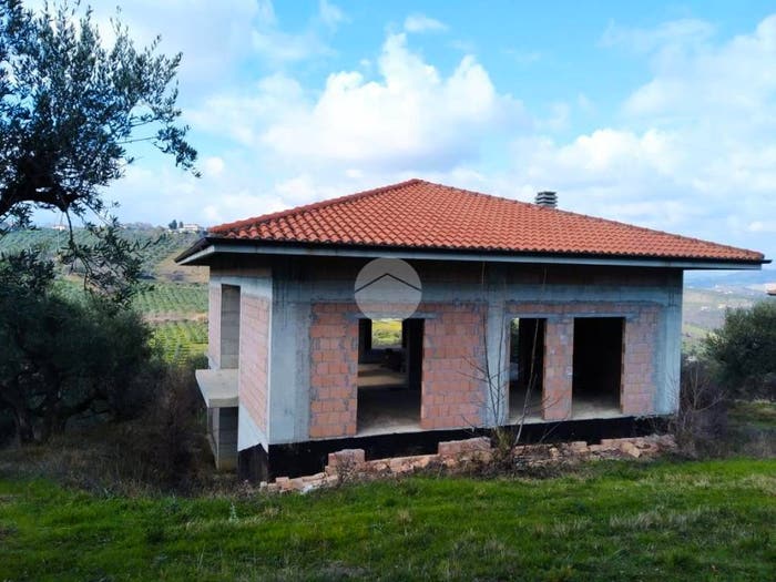 Casa con 6 locali in vendita in CONTRADA FONTE D'ANTO', Centro, Penne