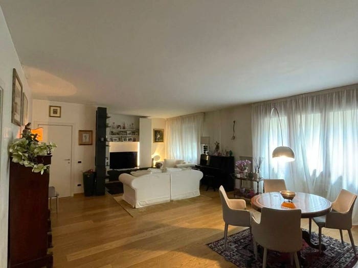 Appartamento con 5 locali in vendita in Via Altinate, Santa Sofia Altinate, Padova