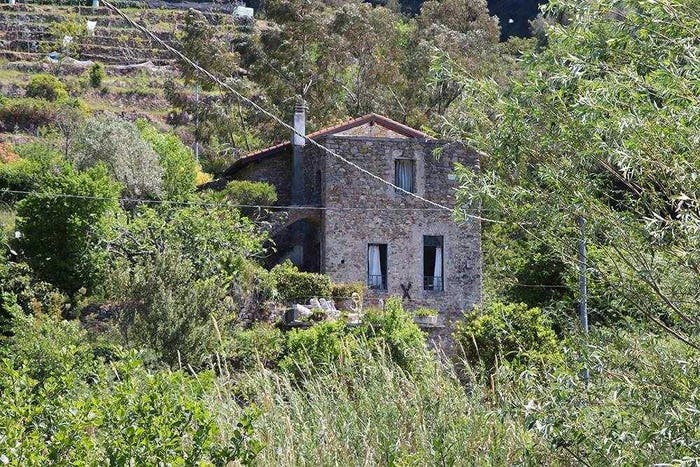 Casa trilocale in vendita in Dolceacqua