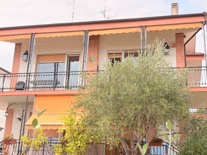 Appartamento con 5 locali in vendita in Via degli Alpini, Centro, Loano