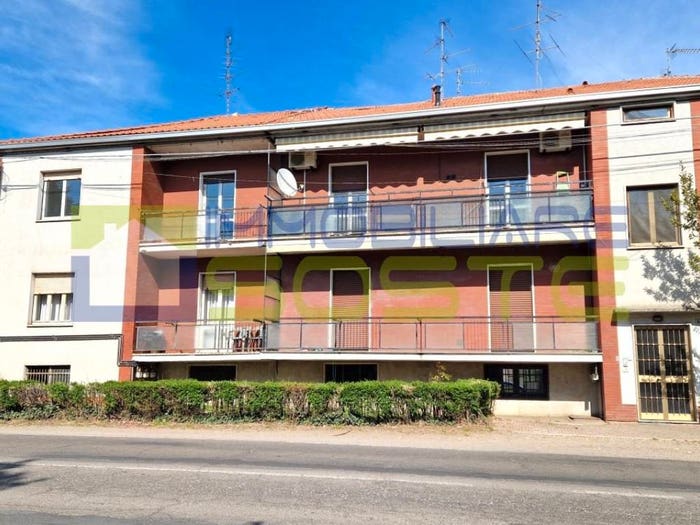 Appartamento trilocale in vendita in Via Spiga, Centro, Tradate