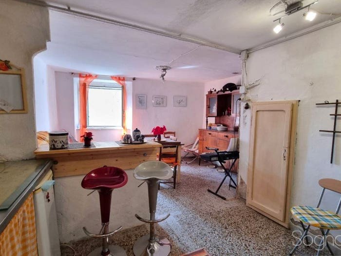 Casa con 6 locali in vendita in Piazza dello Scenditoio, Montelaterone, Arcidosso