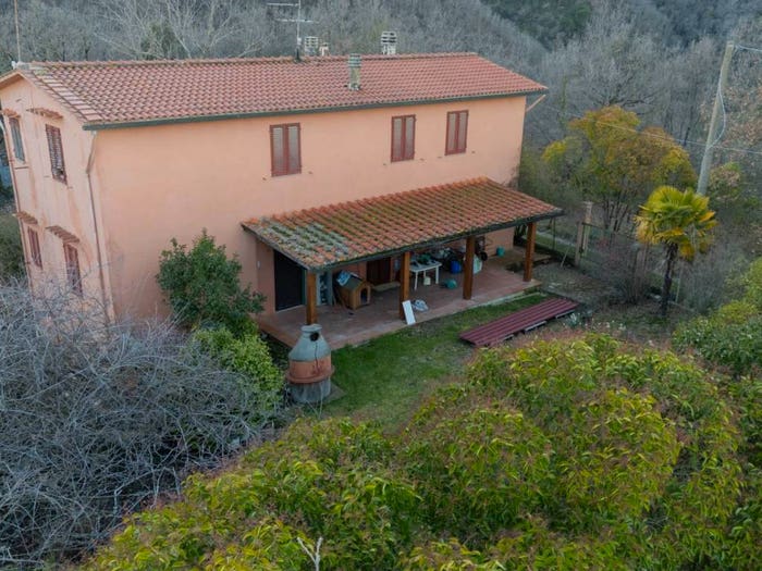 Casa con 6 locali in vendita in via Gaville, Gaville, Figline e Incisa Valdarno