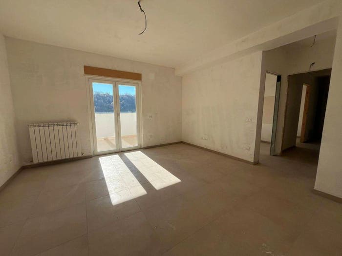 Appartamento quadrilocale in vendita in Via degli Stadi, Stadio Città, Cosenza