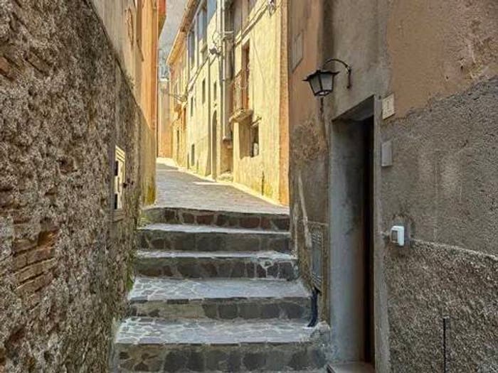 Appartamento trilocale in vendita in Vico V Cavour, Centro, Davoli