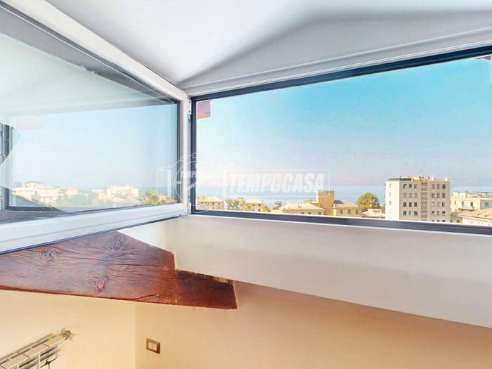 Appartamento trilocale in vendita in Via Ernesto Cabruna, Quinto, Genova