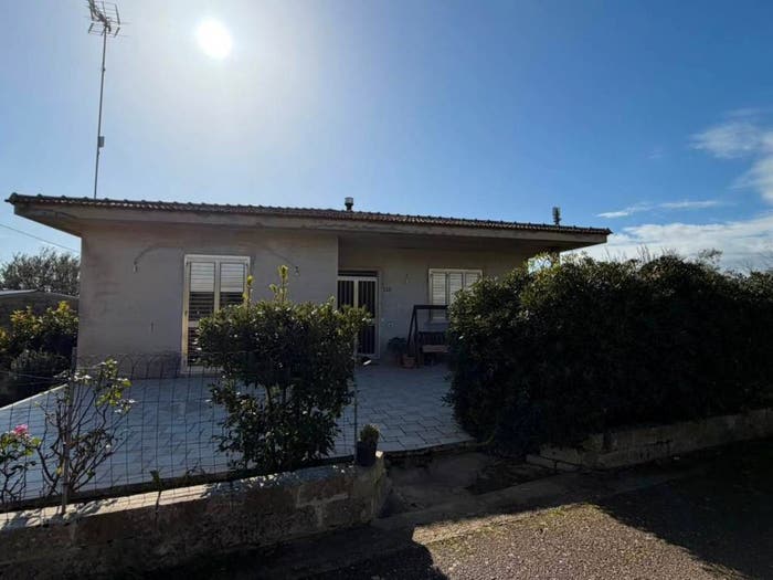Casa con 6 locali in vendita in SP, Cappuccini I, Modica