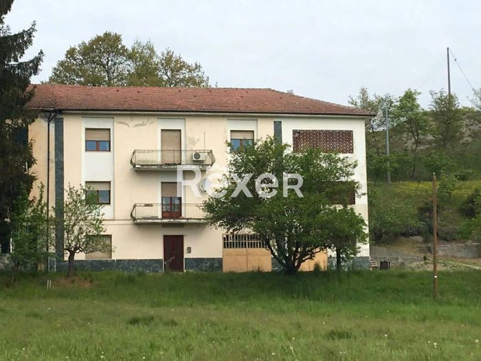 Casa con 6 locali in vendita in Via Mogliette, Mioglia