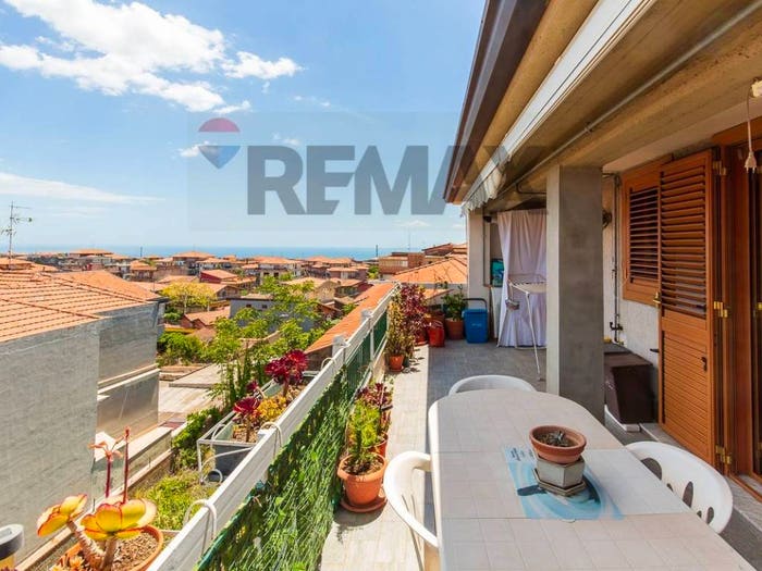 Appartamento con 5 locali in vendita in Via Macello, San Giovanni Galermo, Catania