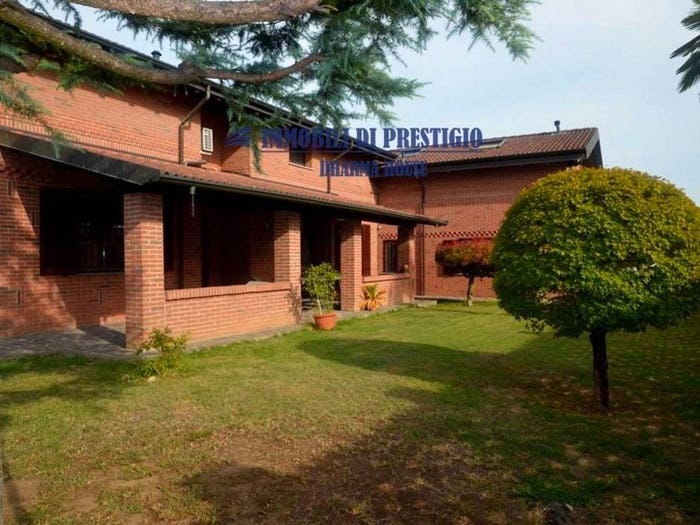 Casa con 6 locali in vendita in Via Maestra, Torrazza, Borgo San Siro