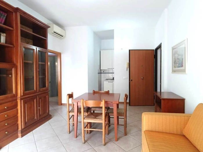 Appartamento con 5 locali in vendita in Centro, Montale