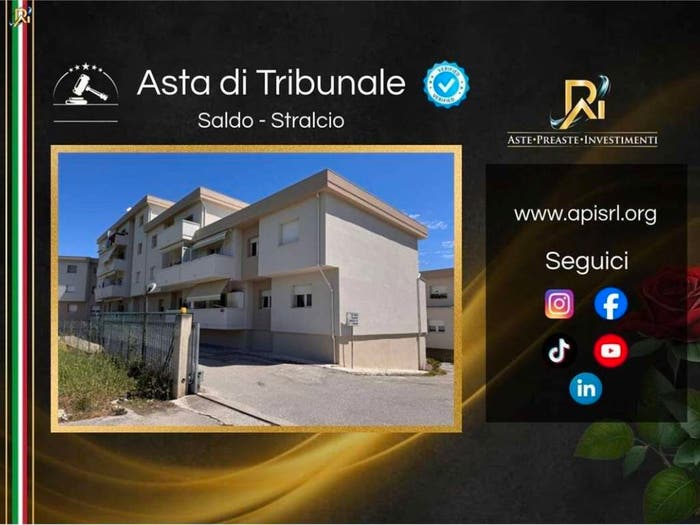 Appartamento con 5 locali in vendita in Via XXV Aprile, Centro, Nereto
