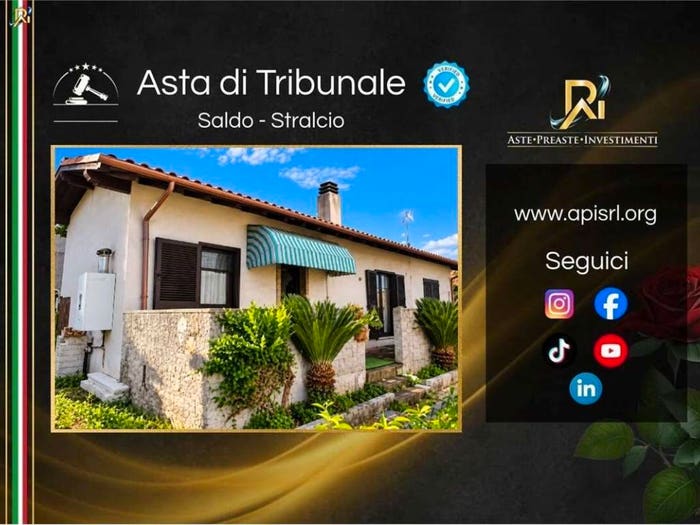 Appartamento trilocale in vendita in Via dei Castagni, Centro, Lariano