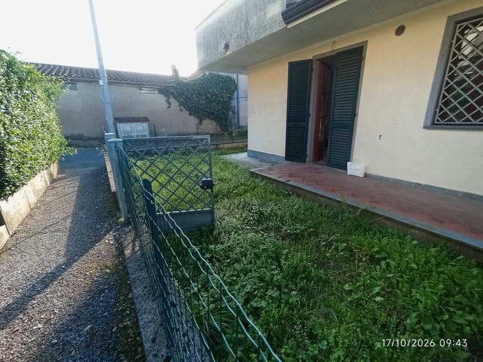 Casa con 6 locali in vendita in San Martino In Freddana Monsagr, Pescaglia
