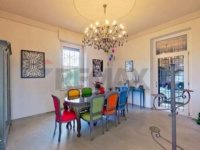 Casa quadrilocale in vendita in VIA GRAMSCI, Centro, Biandronno
