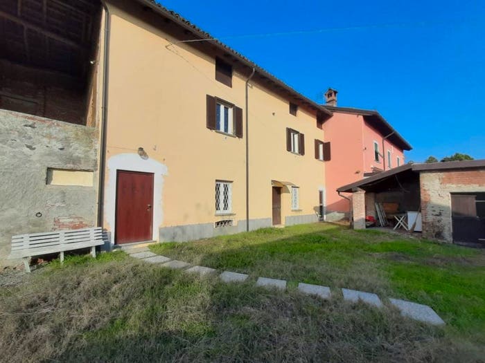 Casa quadrilocale in vendita in Via Ponente, Centro, Capriata d'Orba